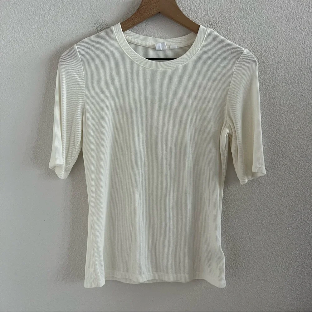 Gap, Banana Republic, A New Days Tops Medium Lot of Three Wardrobe Basics - Picture 10 of 11